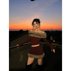 批发性感辣妹套装女秋冬季生日圣诞穿搭红色一字肩毛领上衣包臀短<b class='q'>裙子</b>