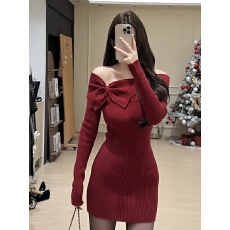 批发已到货  圣诞节战袍红色<b class='q'>一字肩</b>蝴蝶结针织<b class='q'>连衣裙</b>女秋冬修身包裙子