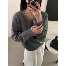 批发韩系漂亮白色V领针织打底衫女秋冬季小众不撞款内搭<b class='q'>网纱</b>拼接<b class='q'>上衣</b>