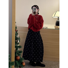 批发秋冬搭配一整套韩系圣诞新年穿搭红色针织毛衣上波点<b class='q'>半身裙</b>两件套