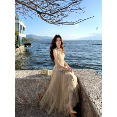 批发木子李的李温柔风无袖收腰镂空蕾丝亲肤上衣垂感网纱半身裙套装夏