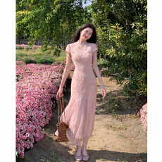 批发凌茜恣禾桃坞风华guo风新中式立领立体花大A摆长款<b class='q'>旗袍</b>连衣裙