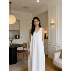批发韩系白色无袖背心连衣<b class='q'>裙</b>子女装夏季2026新款海边度假气质长<b class='q'>裙</b>