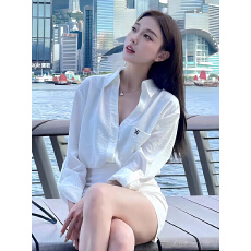 批发法式气质翻领单排扣<b class='q'>长袖</b>防晒<b class='q'>衬衫</b>2026春季新款简约百搭显瘦上衣女