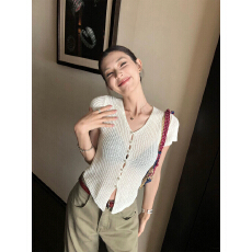 批发辰米范 夏日BIOUSE 白色镂空v领短袖<b class='q'>针织</b><b class='q'>开衫</b><b class='q'>女</b>气质修身短款上衣