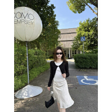 批发ThreeH miu系~波点小A气质半裙女鱼尾裙<b class='q'>包臀</b>裙法式半身裙中<b class='q'>长裙</b>子