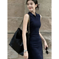 绝美不撞款背心裙法式修身藏青色polo领无袖针织包臀连衣裙女夏季