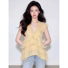 批发高知漂亮上衣女2026夏季新款气质设计感小众双层花边<b class='q'>V领</b>衬衫