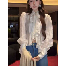 批发气质荷叶边蝴蝶结长袖<b class='q'>衬衫女</b>秋季新款高级感不规则宽松百搭短上衣