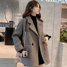 批发西装外套<b class='q'>女</b>秋冬2026年新款韩版英伦风毛呢加厚宽松休闲小<b class='q'>西服</b>上衣