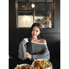 批发慵懒风斜肩毛衣套装女秋<b class='q'>冬</b>内搭针织衫上衣+半裙高级感韩系两件套