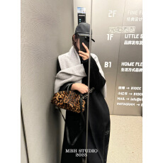 批发【MBH】高级<b class='q'>复古</b>慵懒马毛牛皮褶皱豹纹云朵包个性手提包