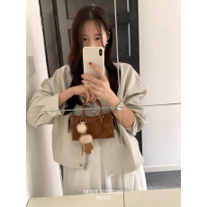 批发【MBH】秋冬新款<b class='q'>复古</b>真皮甜酷机车包韩系高级手提包(不含挂件)