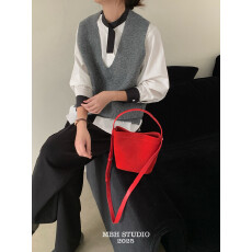 批发头层磨砂牛皮高级感水桶包新款休闲通勤百搭手提斜挎包(配肩带)