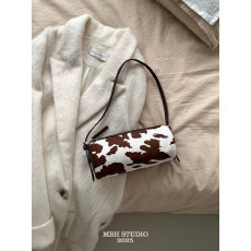 批发奶牛纹马毛圆筒包真皮撞色个性独特单肩斜挎手提包(配肩带)