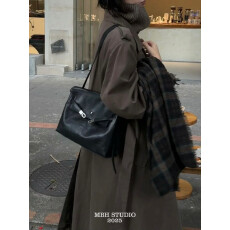 批发【MBH】复古植鞣牛皮凯莉邮差包慵懒通勤托特包单肩包