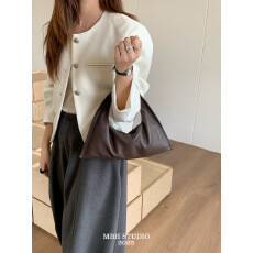 批发【MBH】超软羊皮博主同款三角包小众设计简约斜挎手提包(配肩带)