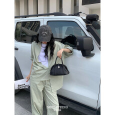 批发原价204.99! 【MBH】小众设计夹子包精致可爱斜挎真皮手提包