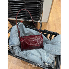 批发新年战包！【MBH】头层牛皮鳗鱼纹笔筒包高级感真皮手提单肩包