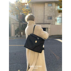 批发【MBH】小众设计翻盖锁扣大容量托特包通勤手提斜挎单肩包