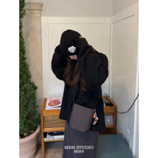 批发【MBH】法式小众头层牛皮迷你水桶包简约遛弯手机包斜挎包