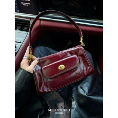 批发【MBH】小众设计复古高级邮差包个性辣妹手提单肩包