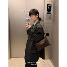 批发【MBH】植鞣羊皮轻便信封包简约百搭真皮斜挎单肩包