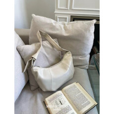 批发原价218.99! 韩系油蜡牛皮褶皱慵懒风牛角包百搭斜挎单肩包