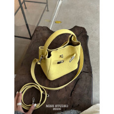 批发爆款头层CT牛皮凯莉扣水桶包简约单肩斜挎手提包配两条肩带收纳包