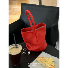 批发TC皮多造型水桶包荔枝纹软糯百搭斜挎手提包