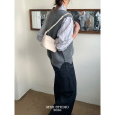 MBH头层植鞣牛皮元宝包小众设计春夏手机包迷你单肩斜挎包