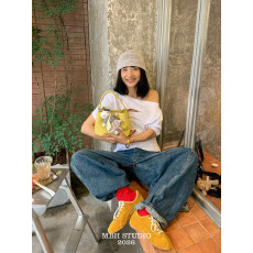 风头层牛皮春夏清新小水桶包锁扣百搭斜挎手提包配肩带,收纳袋