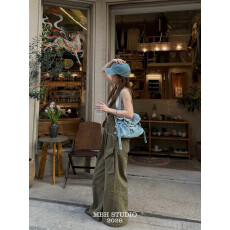 MBH夏日水洗牛仔邮差包休闲大容量翻盖斜挎单肩包配挂件