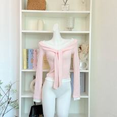 批发Acaine粉色<b class='q'>蕾丝</b>v领打底衫高腰直筒休闲裤套装女冬季甜美风两件套