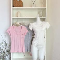 批发YOLO SHOP  奶皮面膜<b class='q'>T</b> 大u领纯欲收腰显瘦<b class='q'>莫代尔</b>正肩<b class='q'>t</b><b class='q'>恤</b>短袖上衣