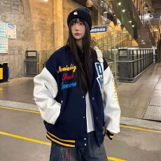 批发原版刺绣【双面尼绒-100%涤-500克】高街字母棒球<b class='q'>服</b>