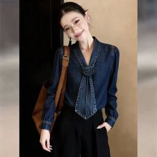 批发独特漂亮超好看上衣女2026春秋新款法式设计感小众时尚女装