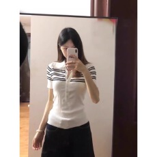 批发韩系条纹半开领白色短袖t恤女夏季2026新款设计感小众<b class='q'>针织衫</b>上衣