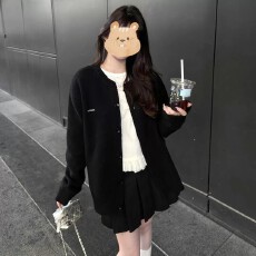 批发美式复古开衫<b class='q'>毛衣</b>女2026新款秋冬学院风松弛感软糯百搭针织上衣