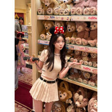 批发白色针织短袖白色<b class='q'>百褶</b>裙