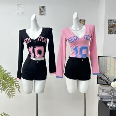 批发Tongiiuu jennie演唱会 美式复古<b class='q'>V领</b>印花长袖<b class='q'>T</b><b class='q'>恤</b>女修身上衣带胸垫
