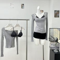 批发Rase le sol‘Mist Kiss’灰色镂空针织衫修身长袖打底衫套头毛衣