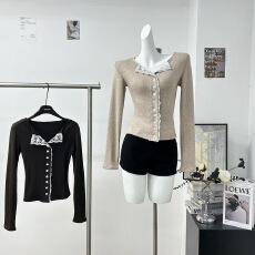 JMSHOP 兰斯艺术生 蕾丝拼接针织衫女设计感秋冬内搭长袖上衣