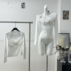 批发Lattitude/杨小鹭 亮片拼接修身显瘦<b class='q'>白色</b>针织上衣花朵抹胸<b class='q'>背心</b>T恤