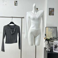 批发JAYKY YANG温莎千金蕾丝V领绑带针织上衣褶皱修身包臀裙套装