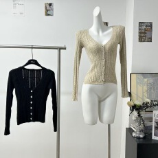 批发白水女 蒂安娜小姐 V领羊<b class='q'>毛</b>针织开<b class='q'>衫</b>&U领蕾丝吊带女保暖纯欲上衣