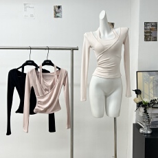 Chill巧儿梦幻随想U领交叉挂脖一字肩褶皱假两件T恤内搭上衣