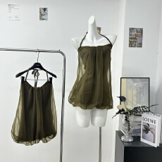 批发WITHMIN 森系复古吊带连衣裙女2026<b class='q'>夏季</b>新款慵懒风纱裙蓬蓬短裙女