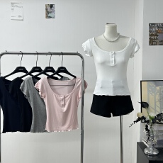 批发来财小马 <b class='q'>小</b>飞袖 双层木耳边<b class='q'>小</b>飞袖天丝羊毛正肩t恤修身百搭上衣