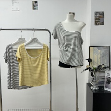 批发Xzichic 3.18/20点 千禧感条纹T斜肩上衣女夏季新款宽松短袖T恤